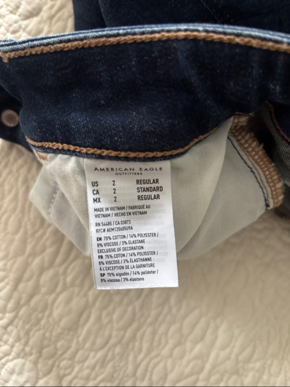 American Eagle Outfitters High-Rise Dark Blue Jeans - Picture 2 of 4